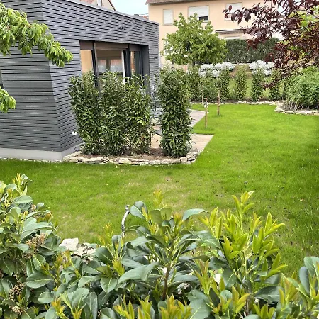 Scheuring Gartenappartement Gertrud * Volkach